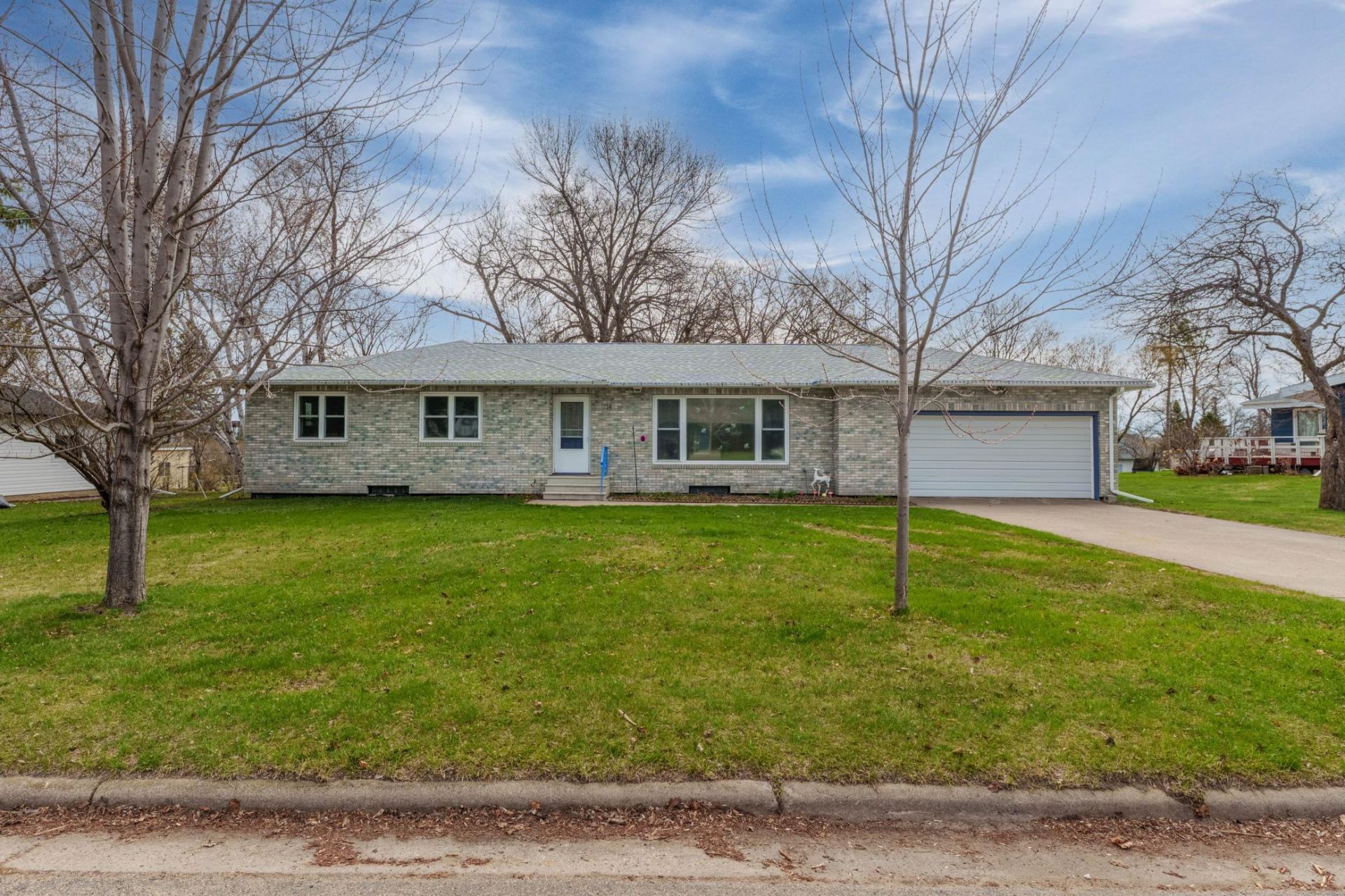 714 10th Street, Hawley, MN 56549