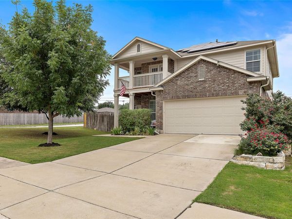 326 Comal RUN , Hutto, TX 78634