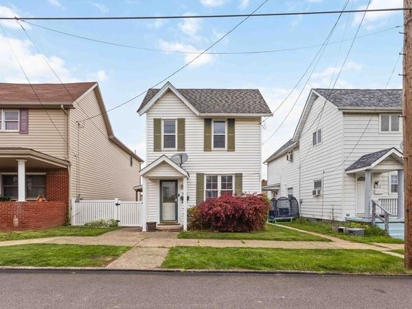 406 W Smithfield Street, Mount Pleasant, PA 15666