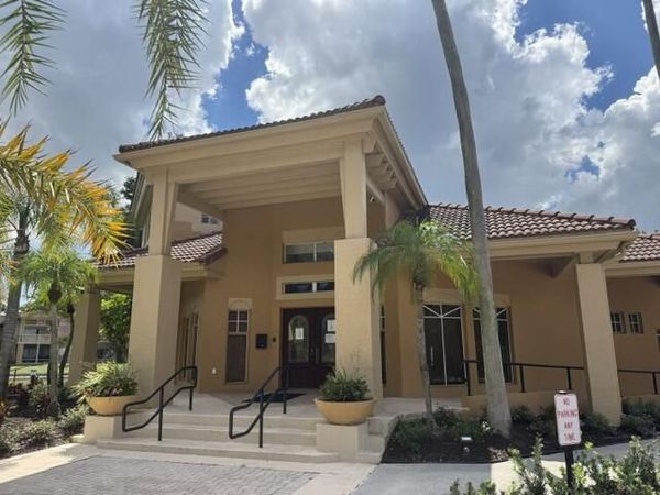4807 Via Palm Lakes, Unit 1521, West Palm Beach, FL 33417