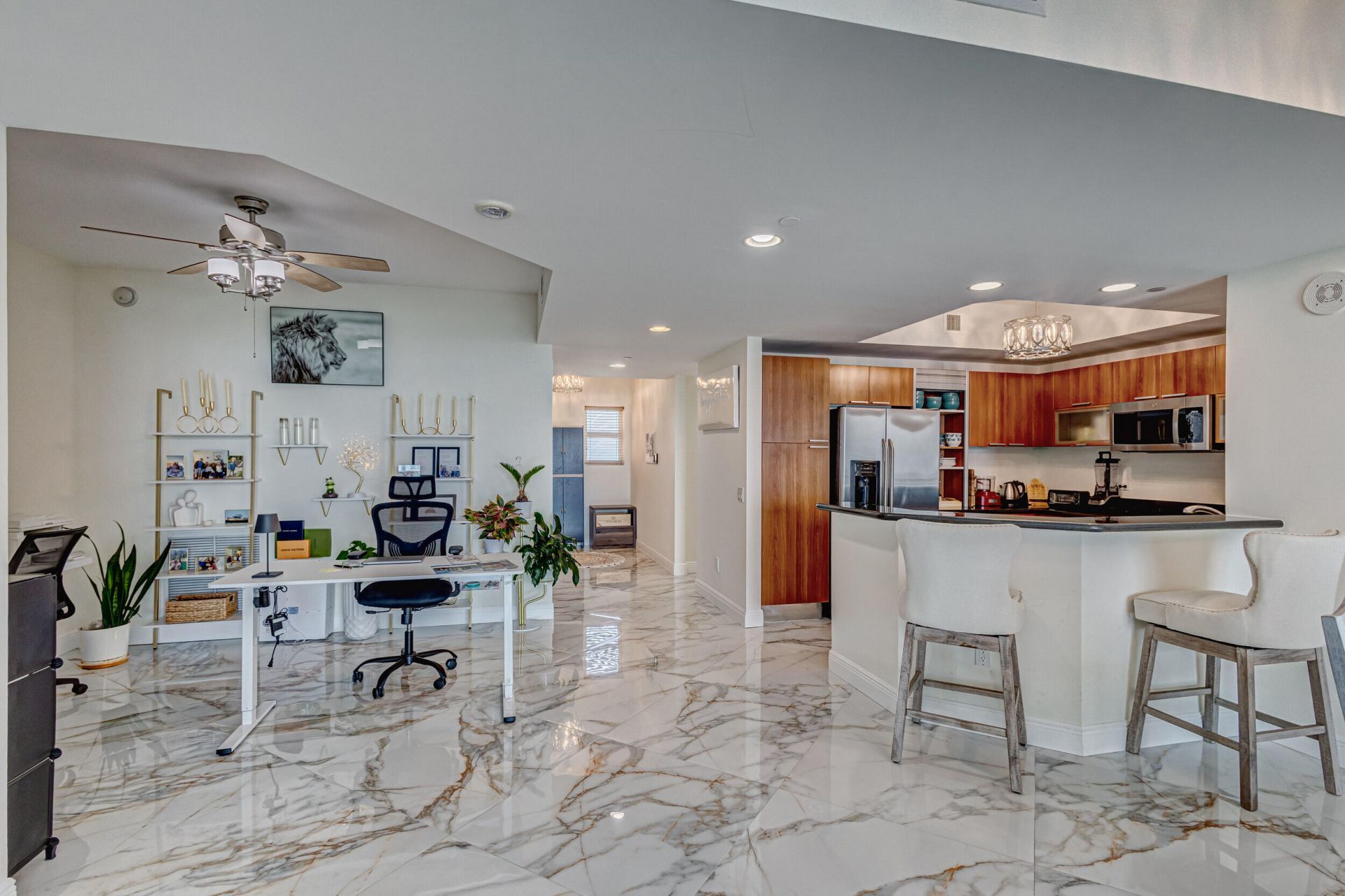 2640 Lake Shore Drive, Unit 2014, Riviera Beach, FL 33404 Photo