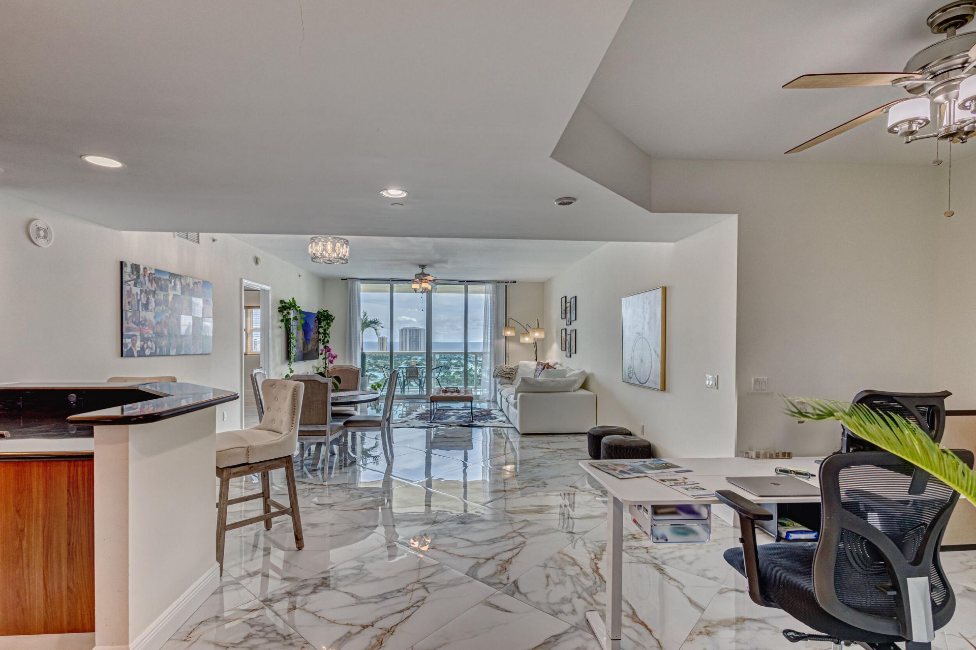 2640 Lake Shore Drive, Unit 2014, Riviera Beach, FL 33404 Photo