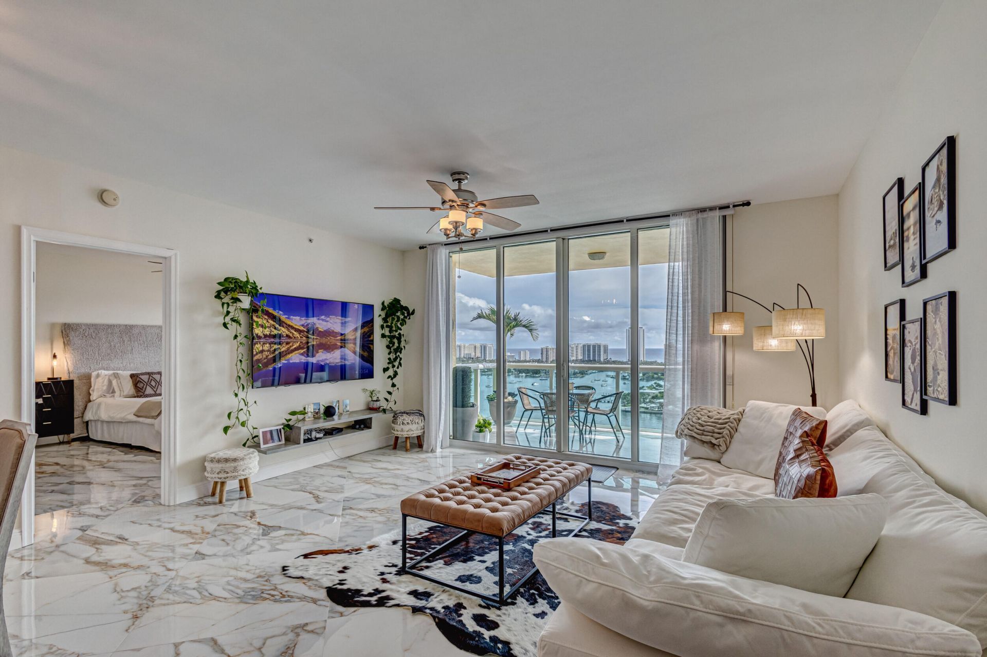 2640 Lake Shore Drive, Unit 2014, Riviera Beach, FL 33404 Photo