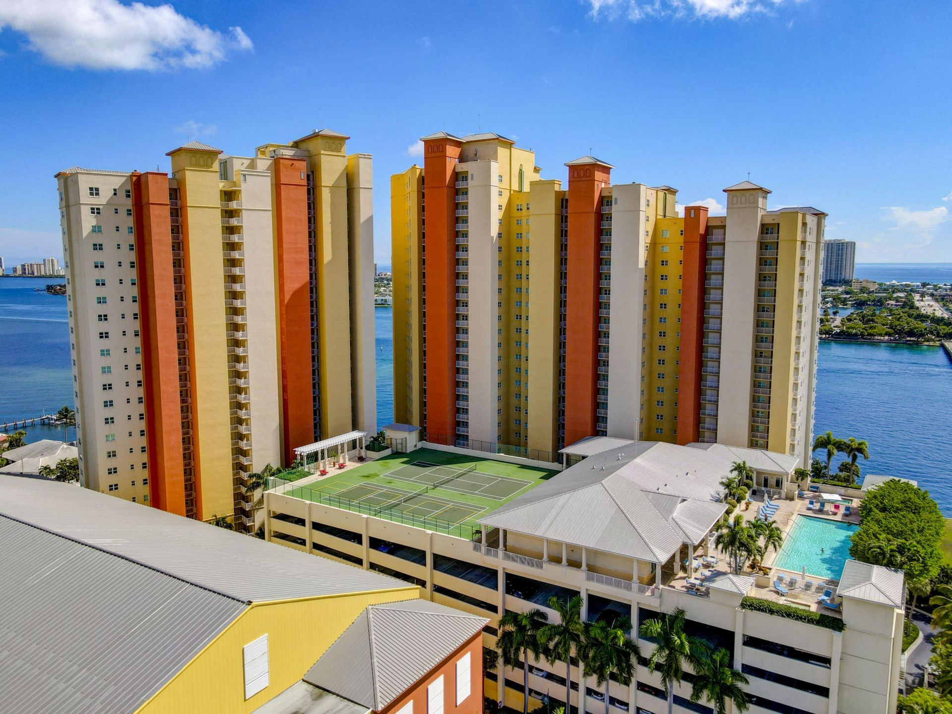 2640 Lake Shore Drive, Unit 2014, Riviera Beach, FL 33404 Photo