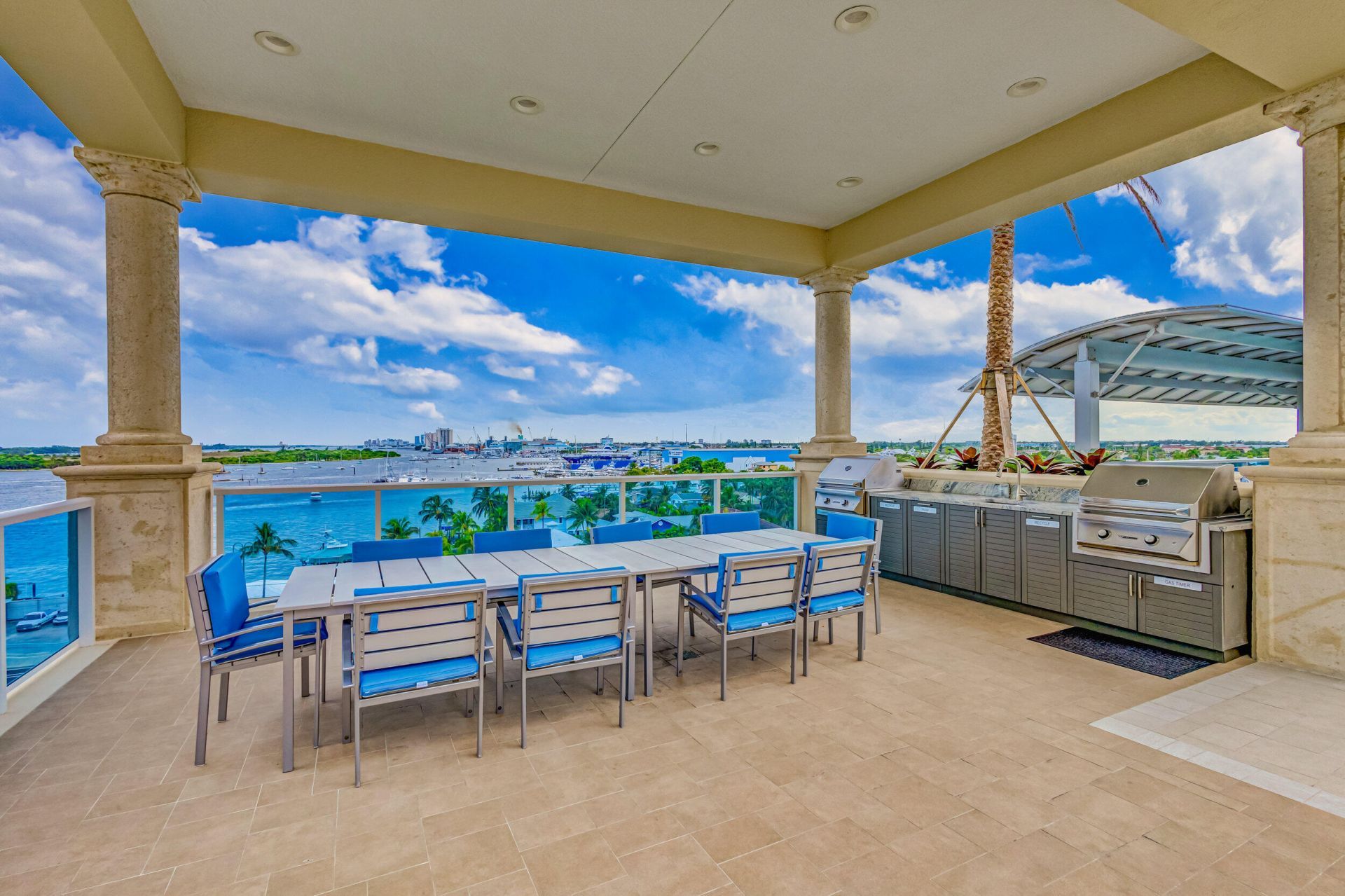 2640 Lake Shore Drive, Unit 2014, Riviera Beach, FL 33404 Photo