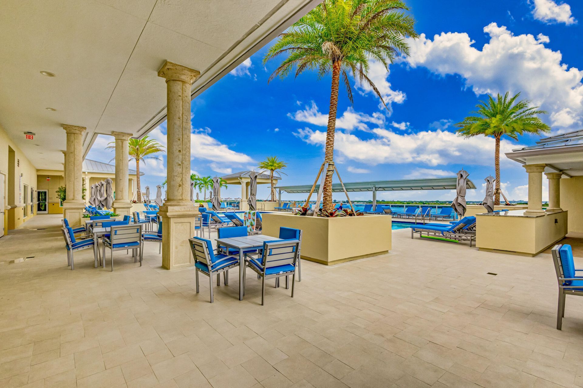 2640 Lake Shore Drive, Unit 2014, Riviera Beach, FL 33404 Photo