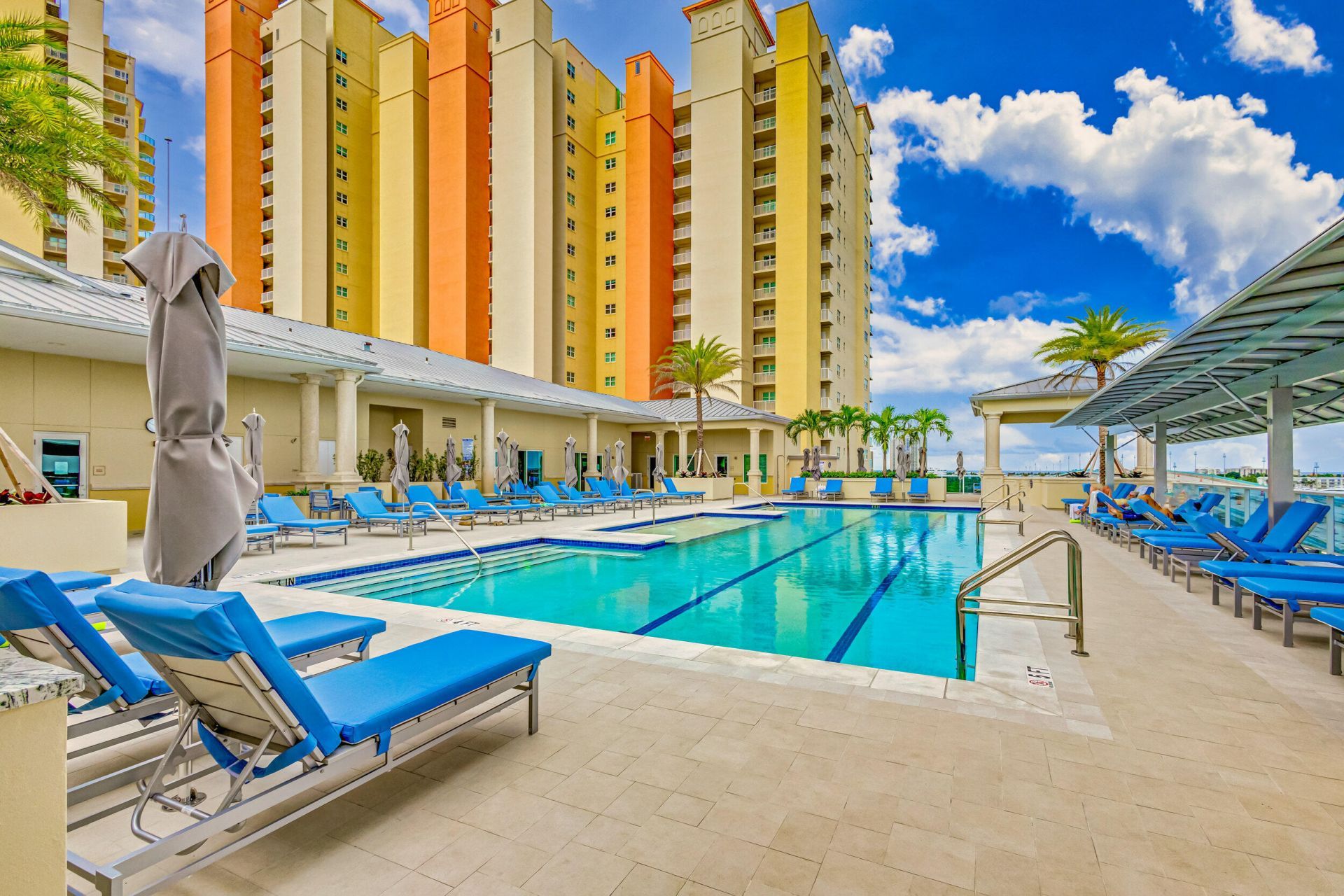 2640 Lake Shore Drive, Unit 2014, Riviera Beach, FL 33404 Photo