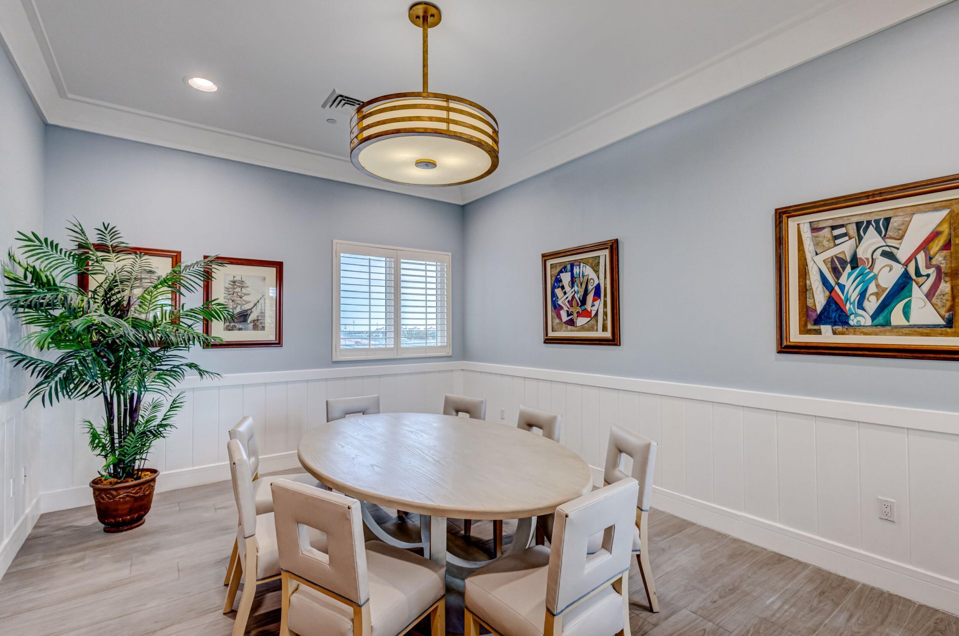 2640 Lake Shore Drive, Unit 2014, Riviera Beach, FL 33404 Photo