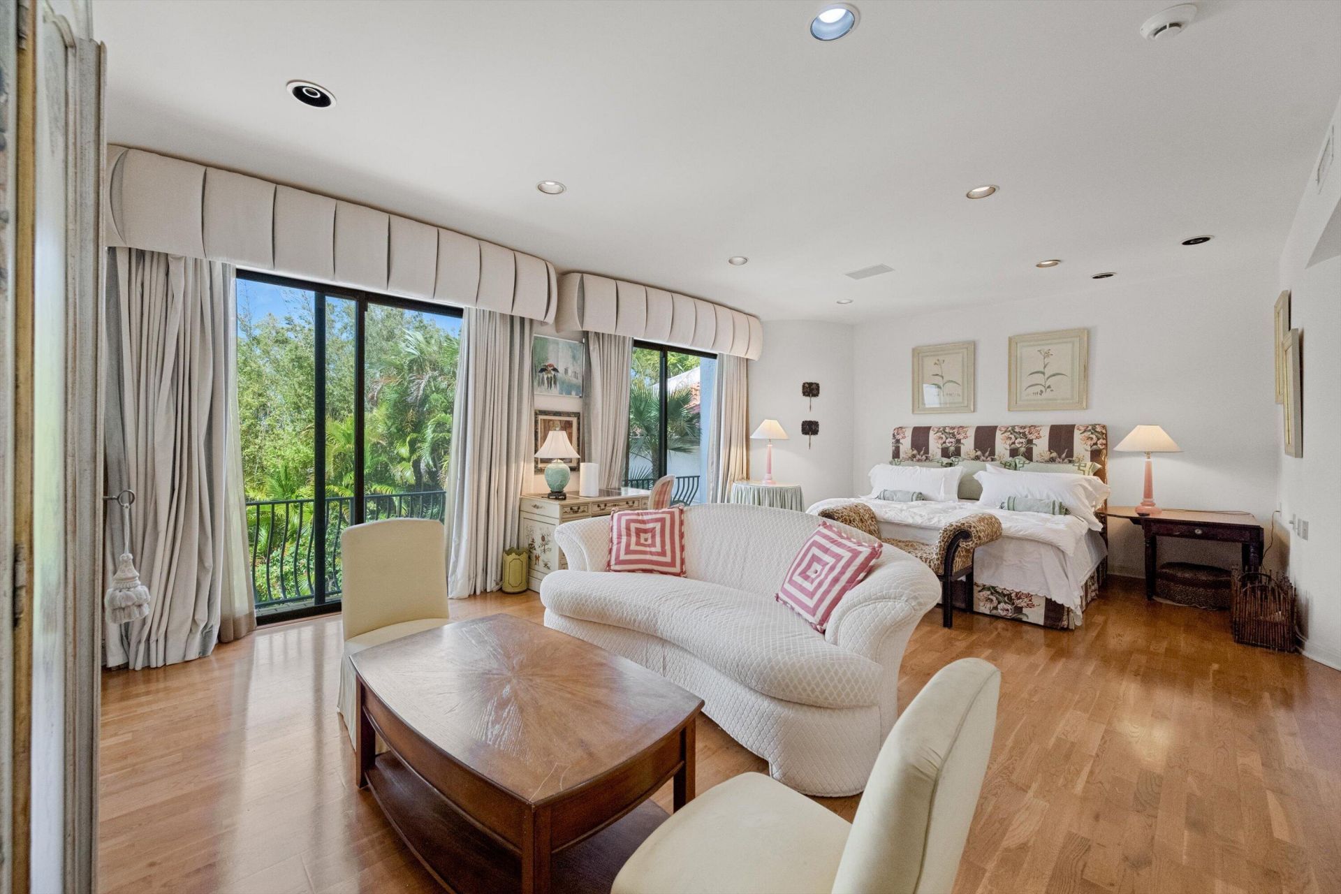 23 Sloans Curve Drive, Palm Beach, FL 33480 Photo