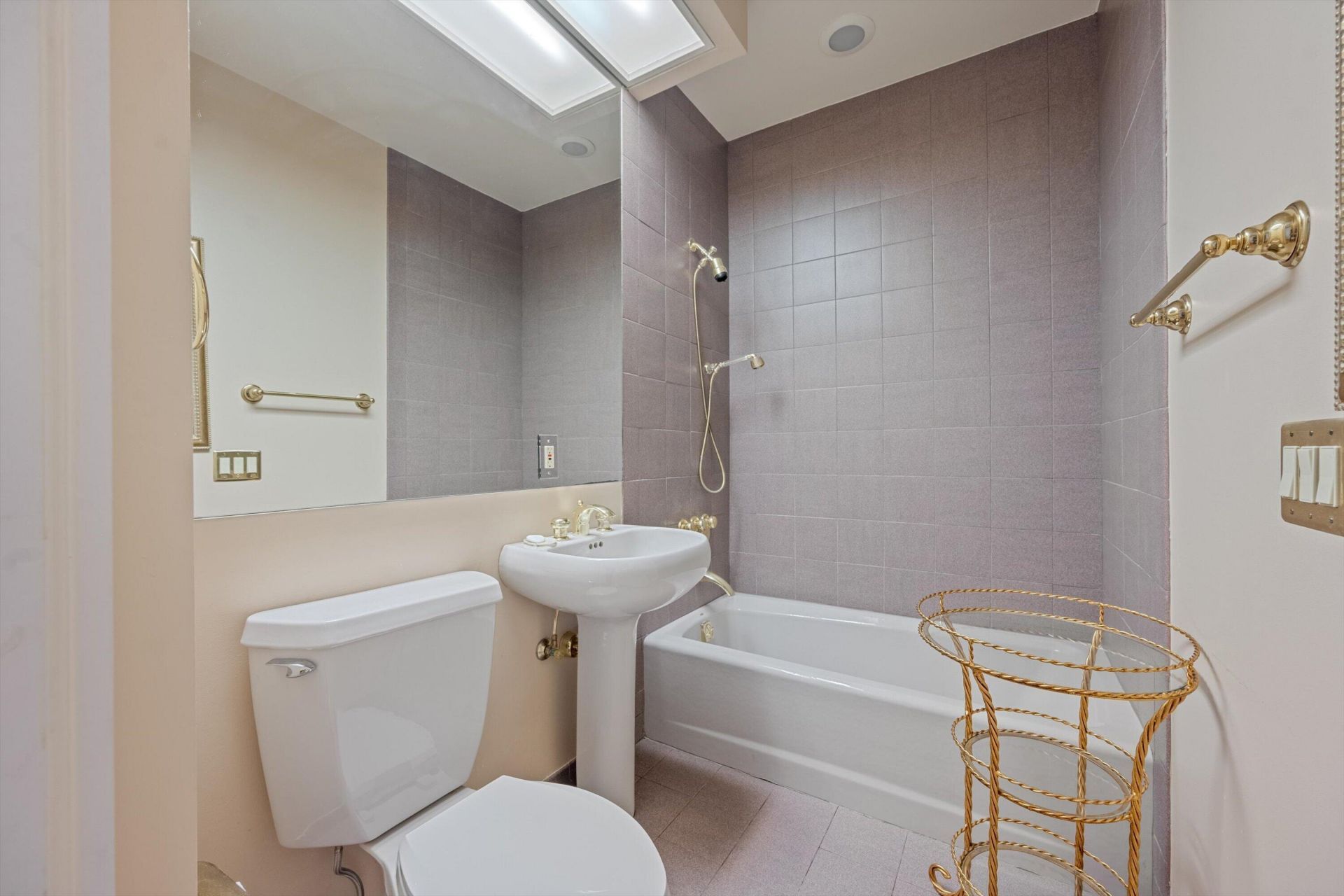23 Sloans Curve Drive, Palm Beach, FL 33480 Photo