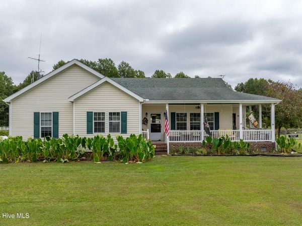 330 Boyd Lane, Cove City, NC 28523