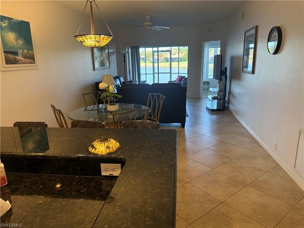 13070 Amberley Ct, Unit 902, Bonita Springs, FL 34135 Photo