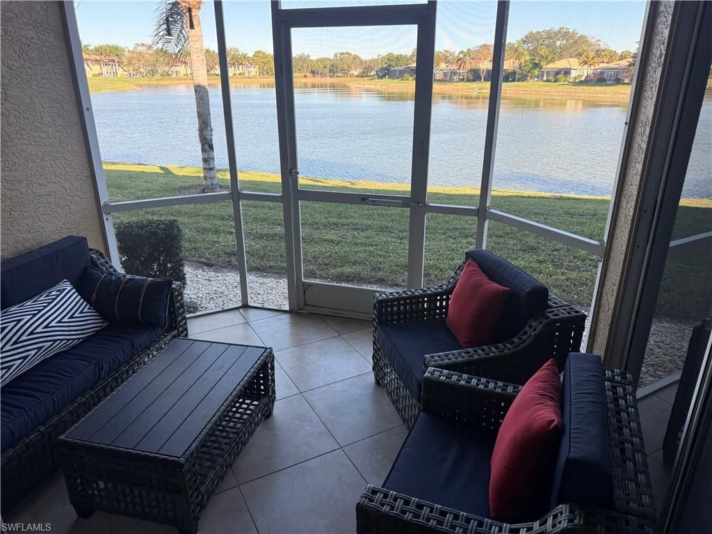 13070 Amberley Ct, Unit 902, Bonita Springs, FL 34135 Photo