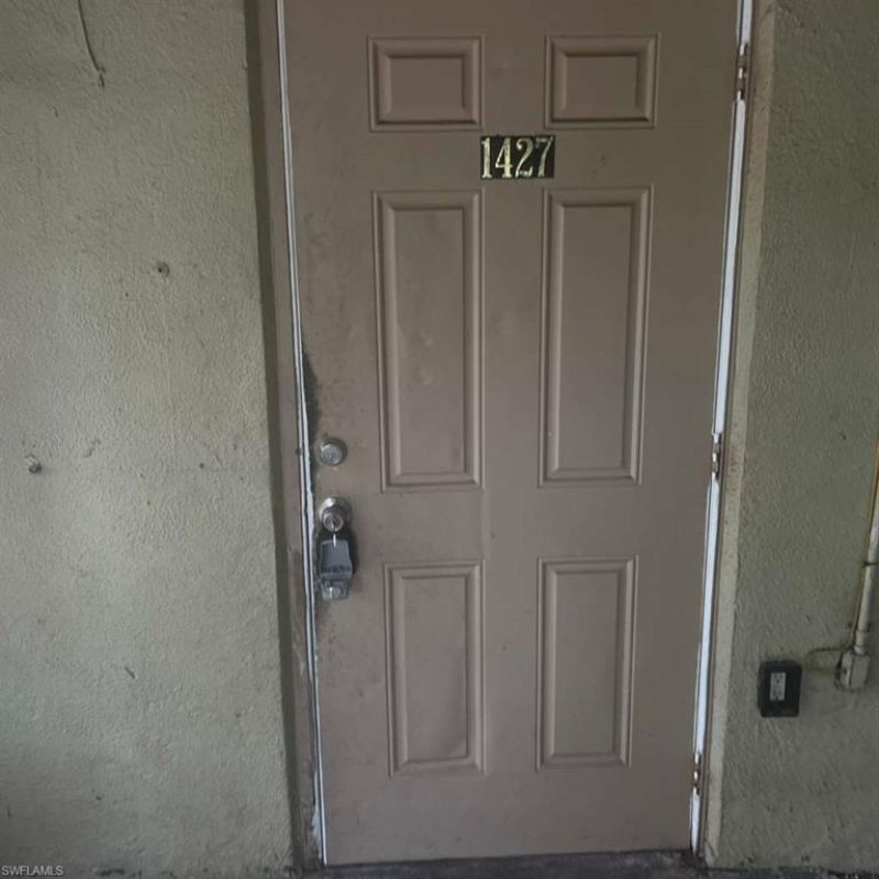 1427 Markland , Fort Myers, FL 33916 Photo