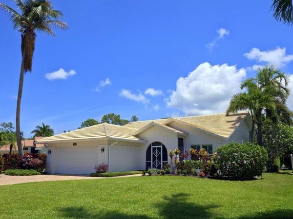 NAPLES, FL 34104
