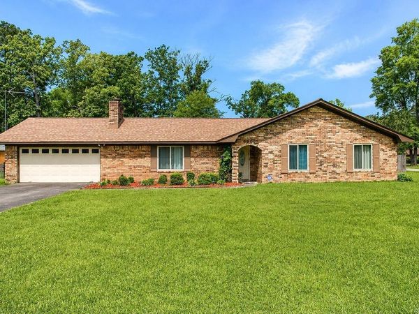 6600 Cedarwood, Pine Bluff, AR 71603