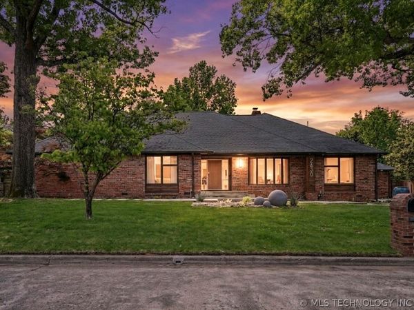 2430 E 32nd Street , Tulsa, OK 74105