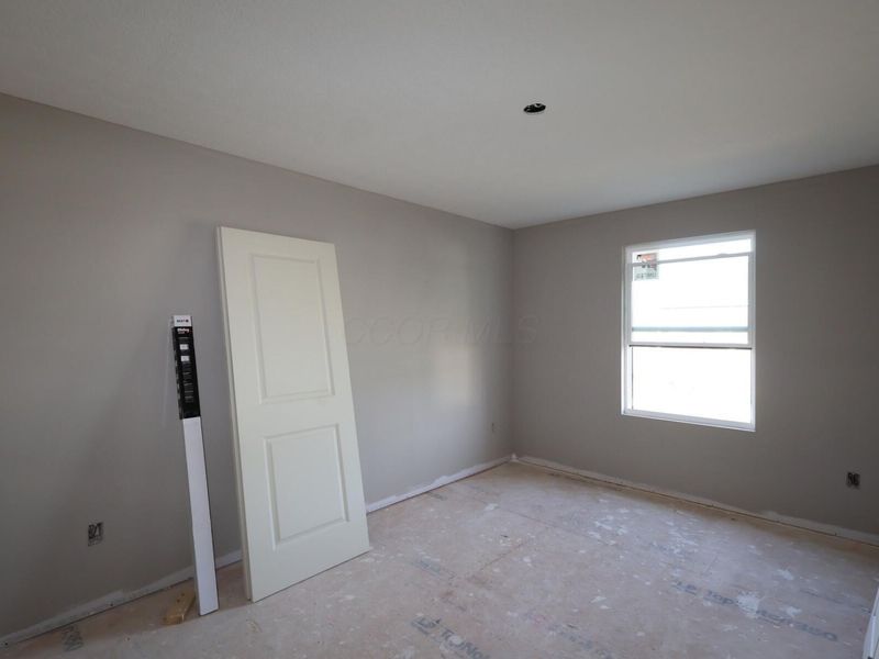 5666 Dutch Lane, Powell, OH 43065 Photo 2