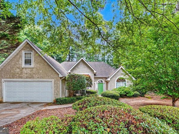 393 Victoria Lane, Stockbridge, GA 30281