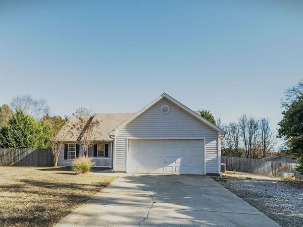 524 Leguin Mill Road, Locust Grove, GA 30248