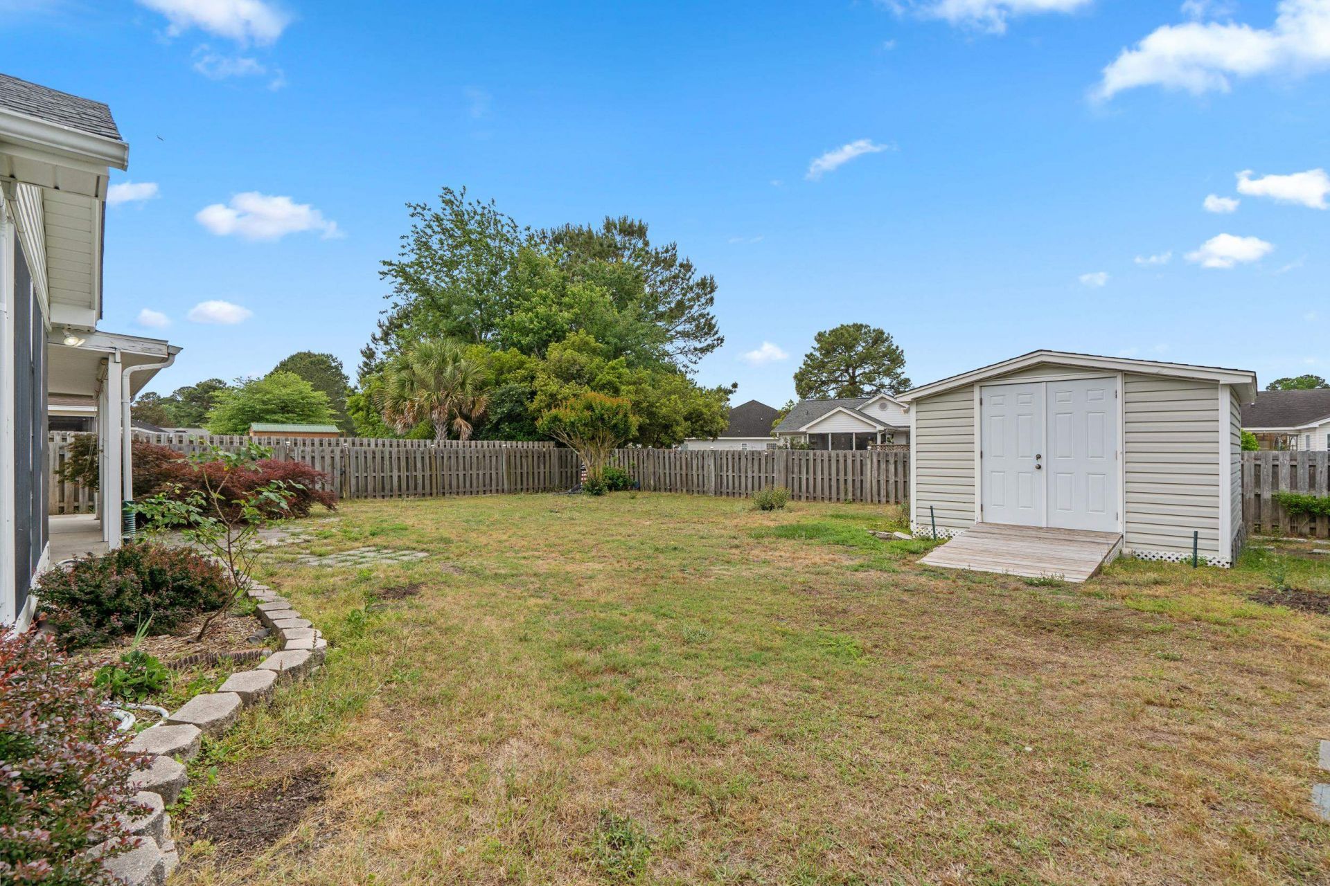 517 Crusade Circle Photo 32
