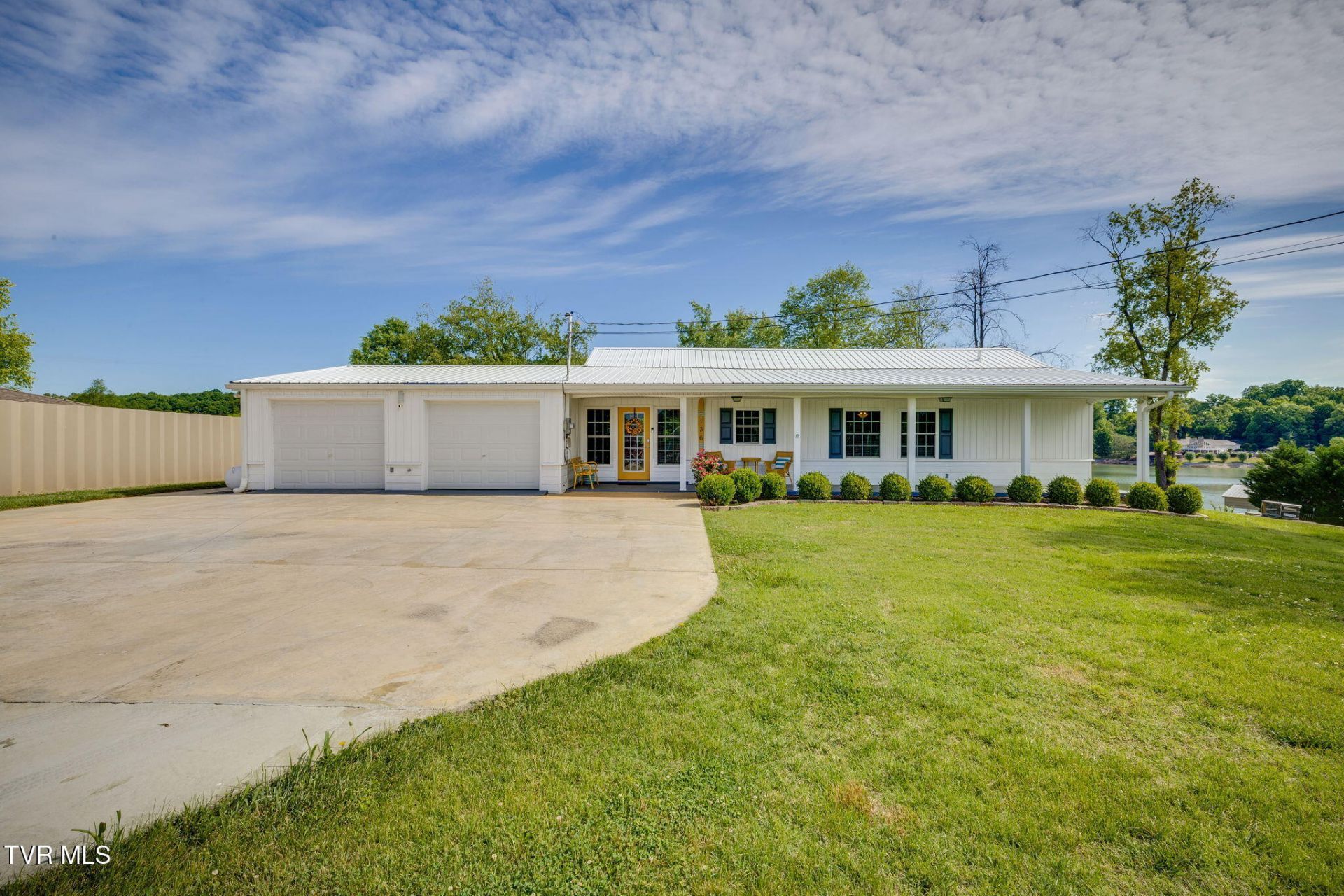 136 Meredith Circle, Johnson City, TN 37615 Main Photo