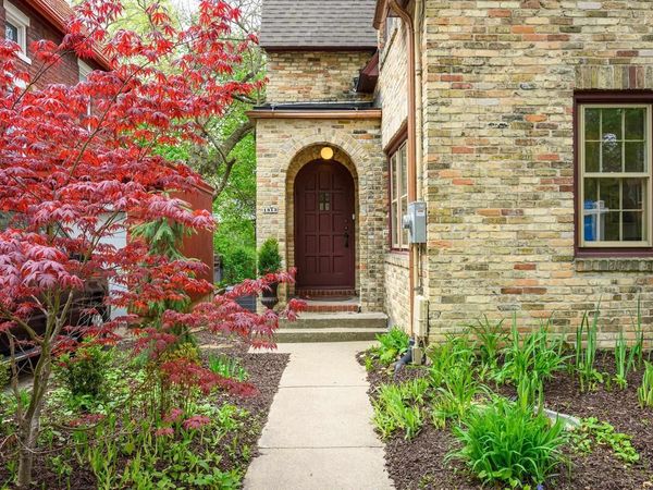 1913 Regent Street, Madison, WI 53726