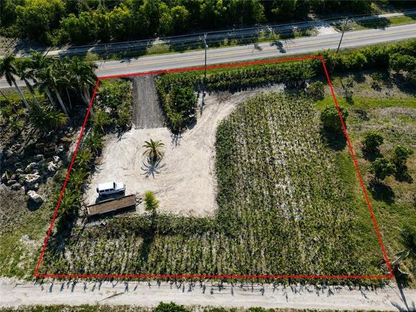 11851 Stringfellow RD , BOKEELIA, FL 33922