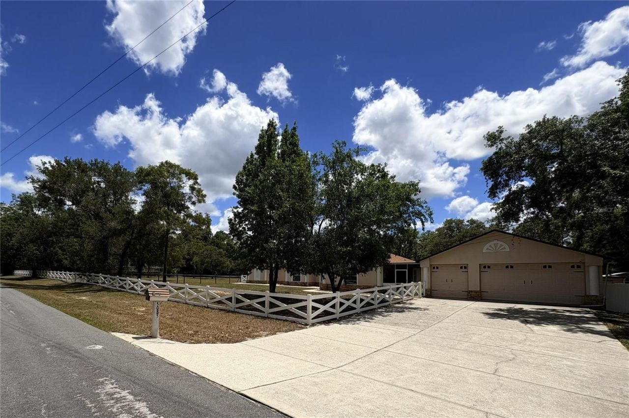 5085 Bone Lane , Brooksville, FL 34604 Photo