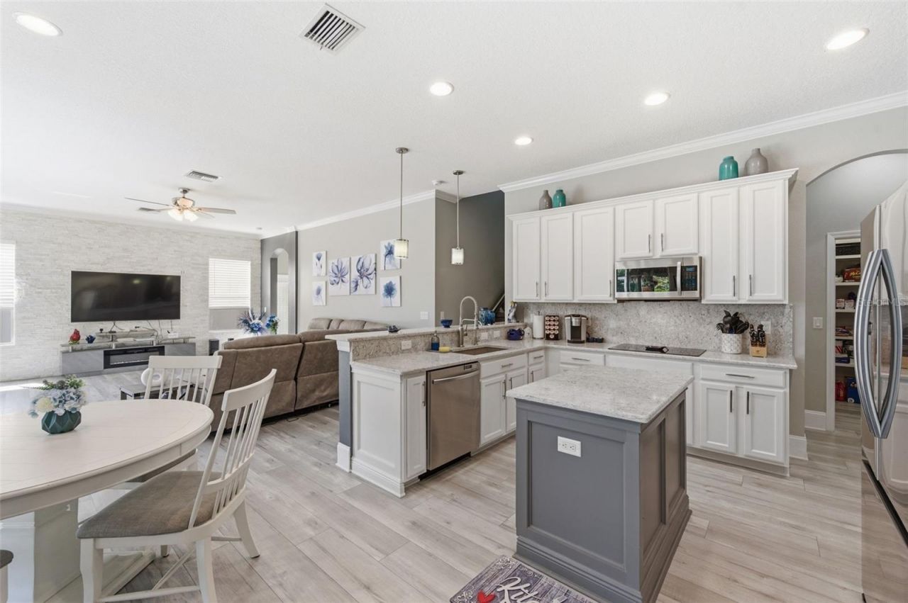 11508 Oyster Bay Circle, New Port Richey, FL 34654 Photo