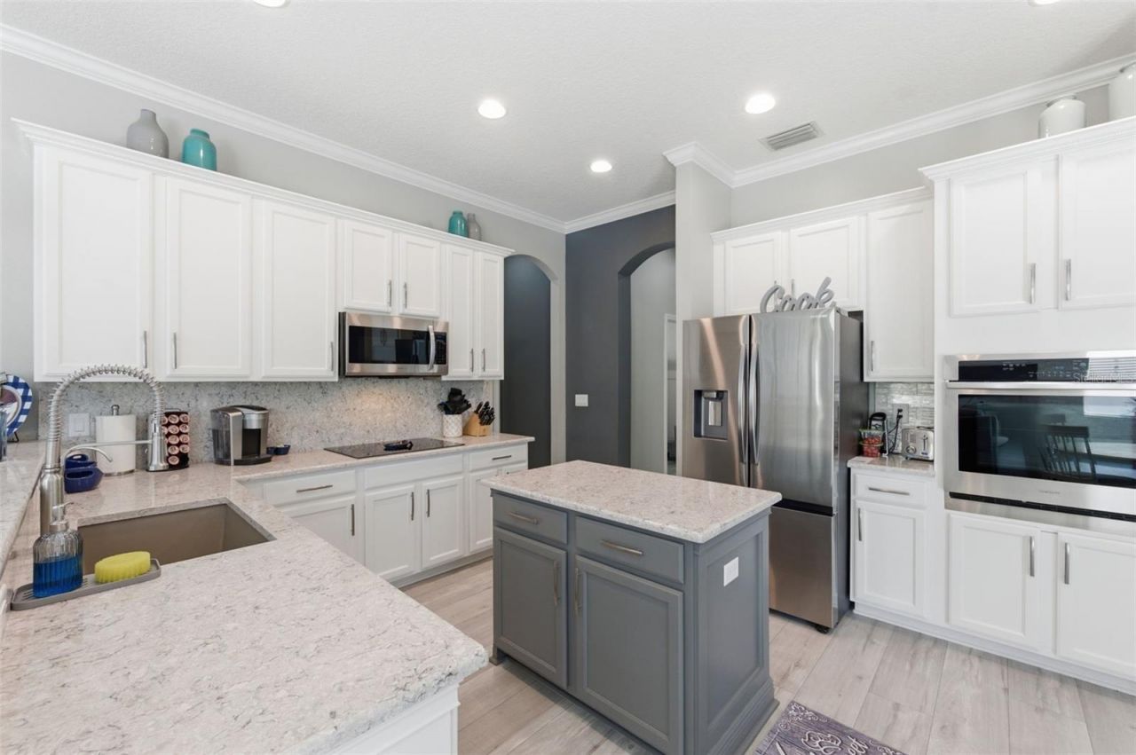 11508 Oyster Bay Circle, New Port Richey, FL 34654 Photo