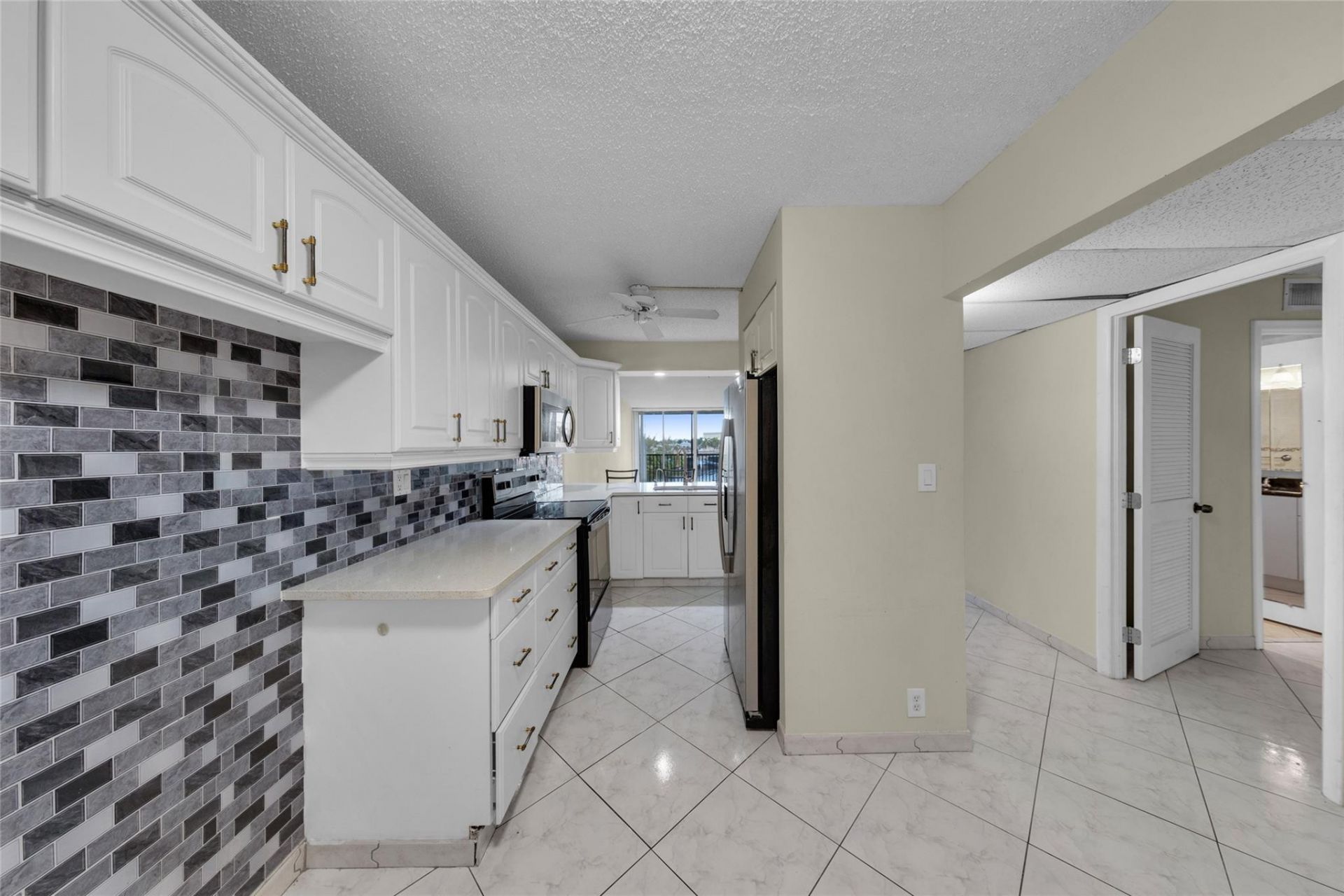 7 Royal Palm Way, Boca Raton, FL 33432 Photo