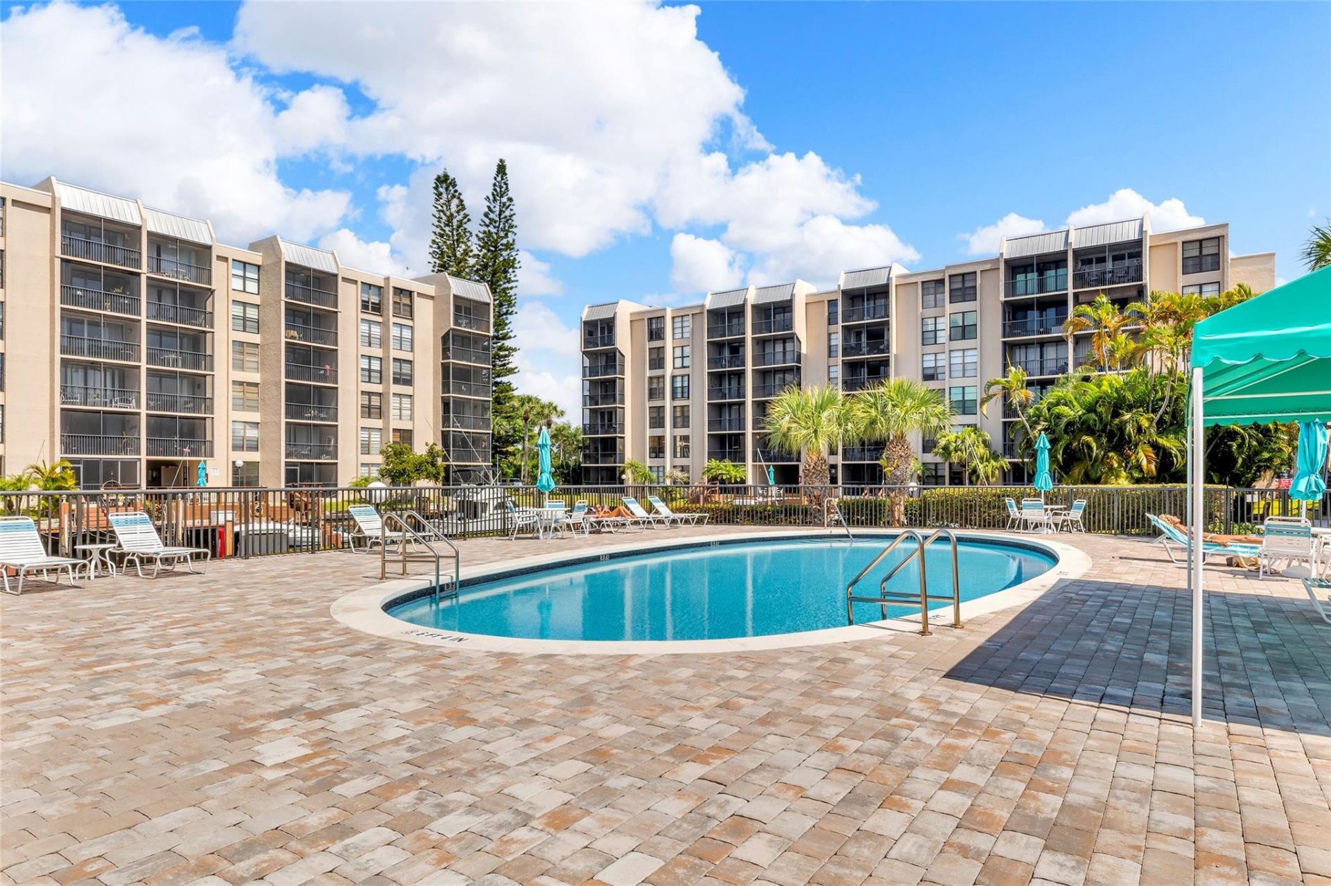 7 Royal Palm Way, Boca Raton, FL 33432 Photo