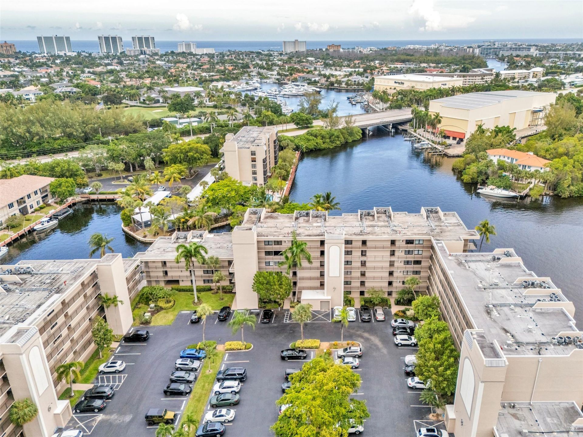 7 Royal Palm Way, Boca Raton, FL 33432 Photo