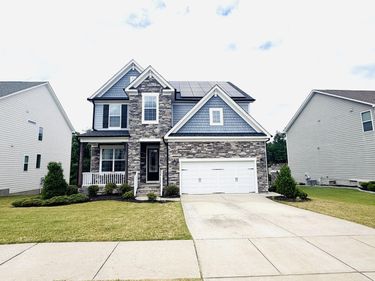 212 Moore Hill Way, Holly Springs, NC 27540