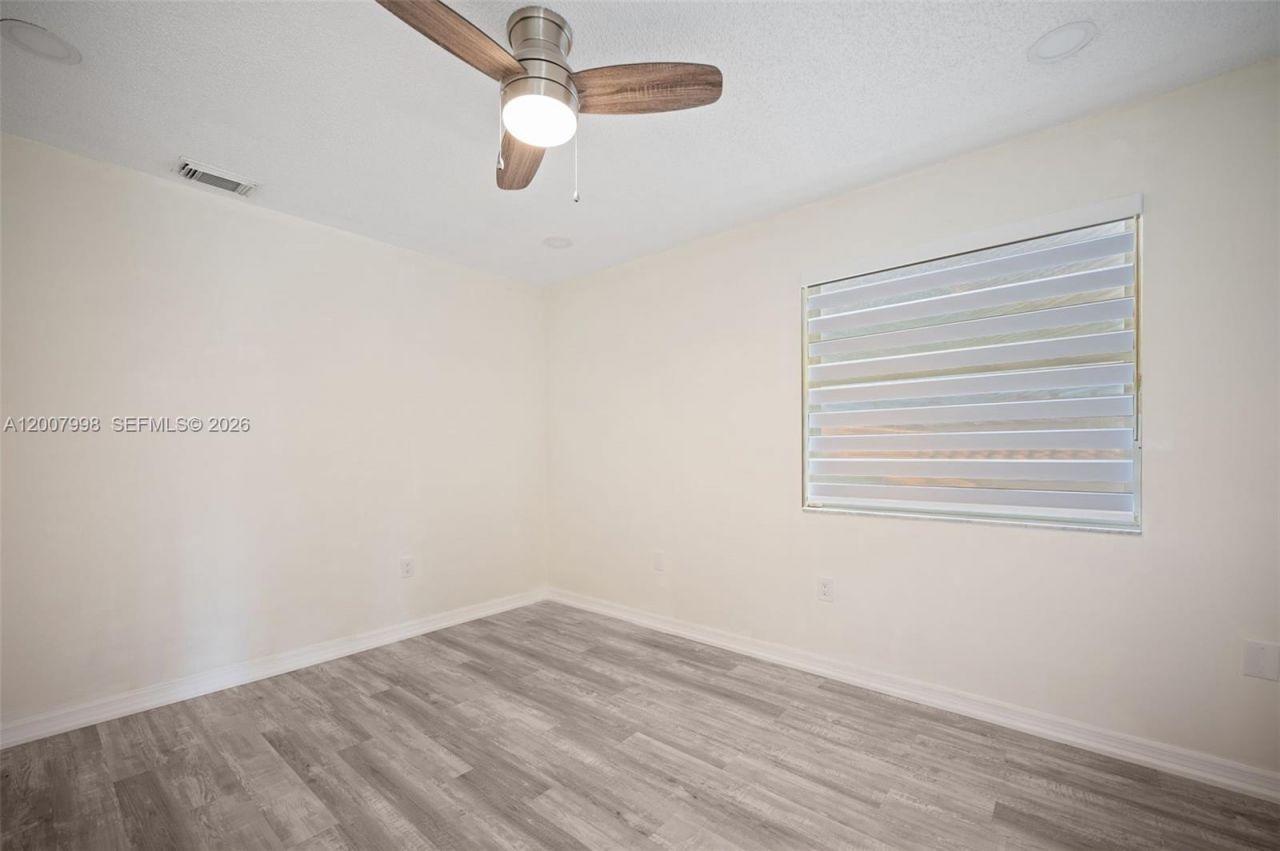 131 NW 187th Ave, Pembroke Pines, FL 33029 Photo