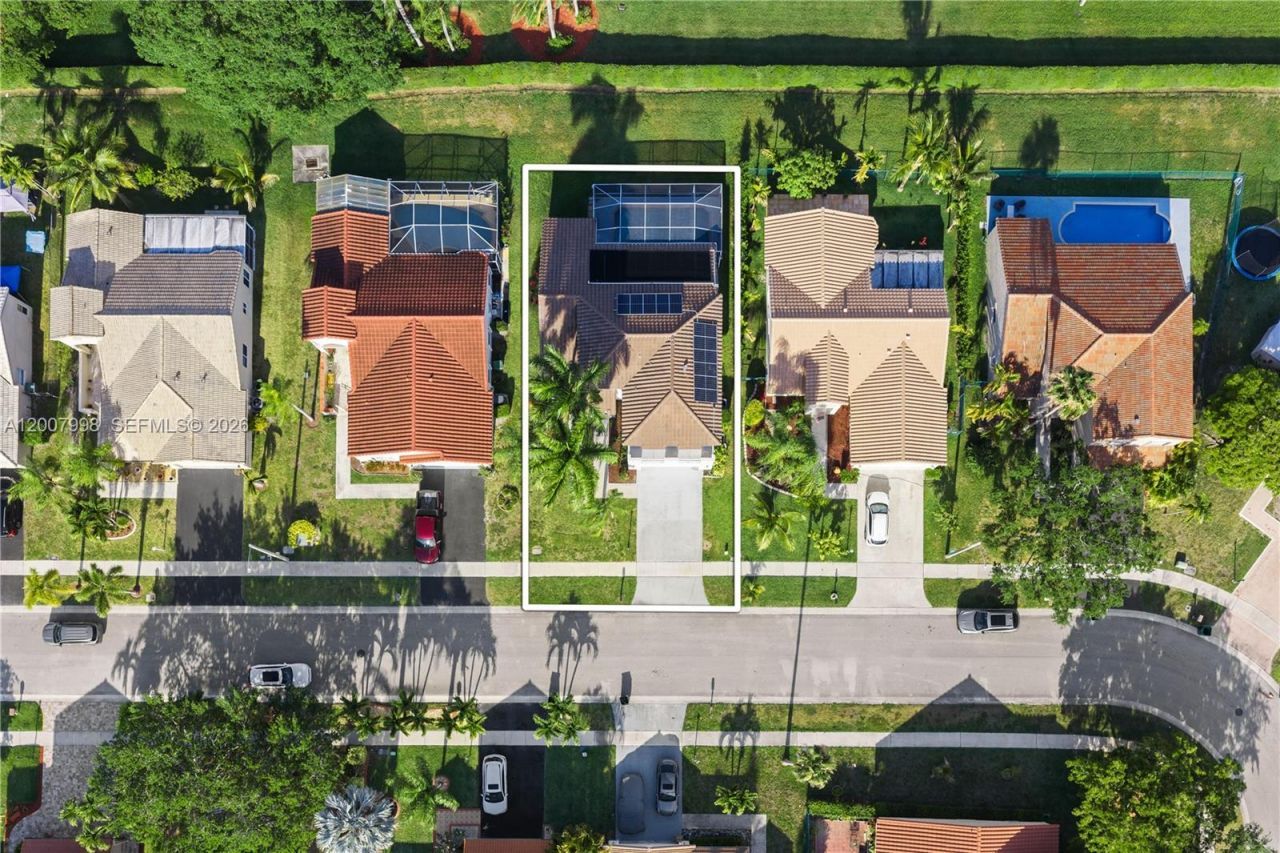 131 NW 187th Ave, Pembroke Pines, FL 33029 Photo
