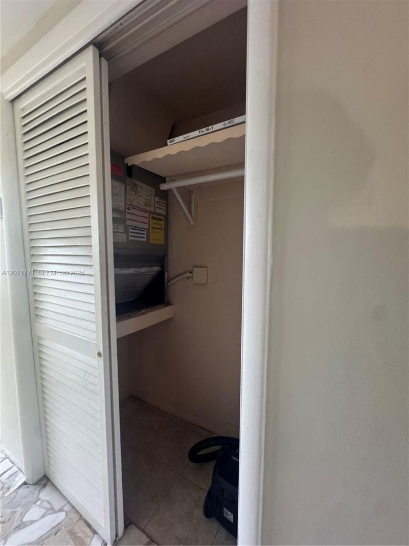 1481 NE Miami Gardens Dr , Unit 165, Miami, FL 33179 Photo