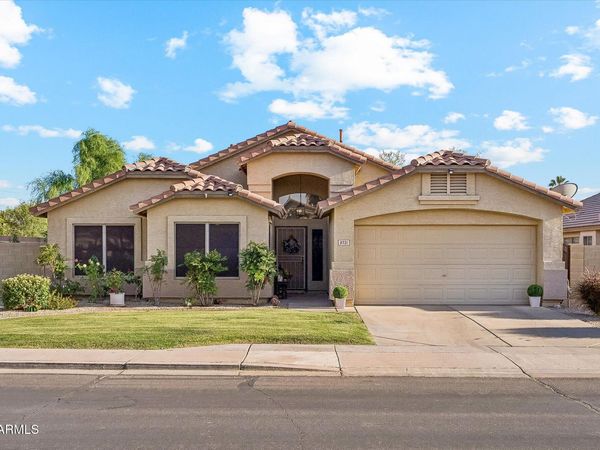 9721 E OBISPO Avenue SE, Mesa, AZ 85212