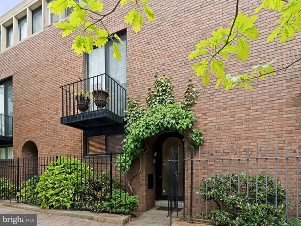 245 S 3RD STREET, PHILADELPHIA, PA 19106