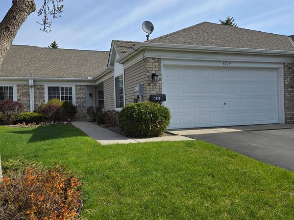 7592 Hinton Park Avenue S, Cottage Grove, MN 55016
