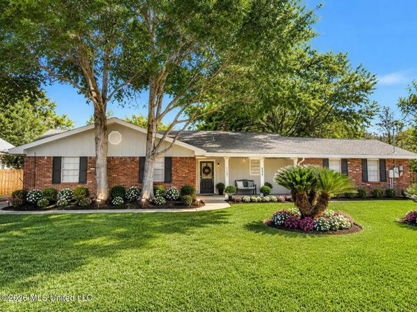 31 Chantilly Terrace, Bay Saint Louis, MS 39520