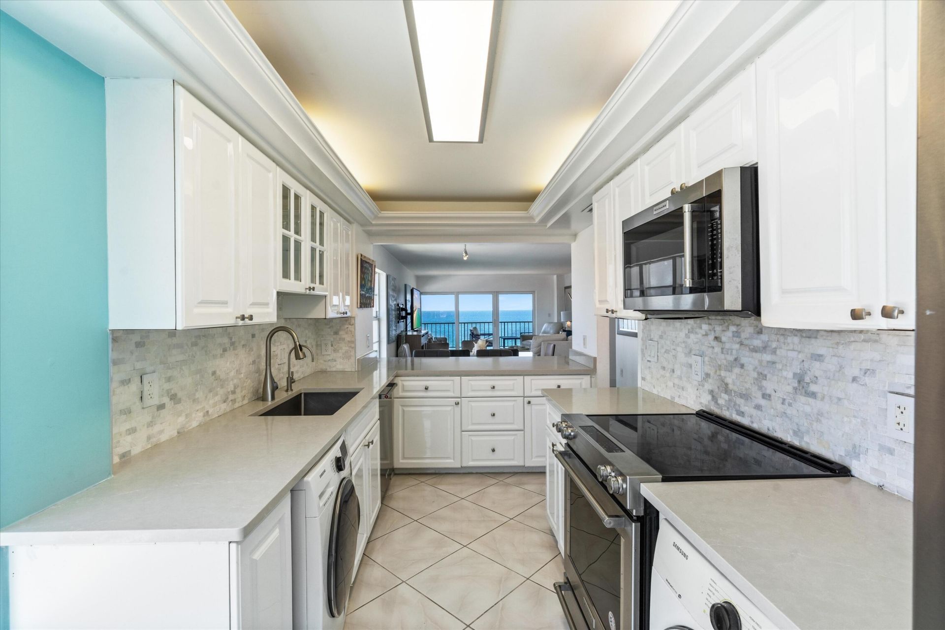 1021 Hillsboro Mile Hillsboro Mile, Unit 1008, Hillsboro Beach, FL 33062 Photo