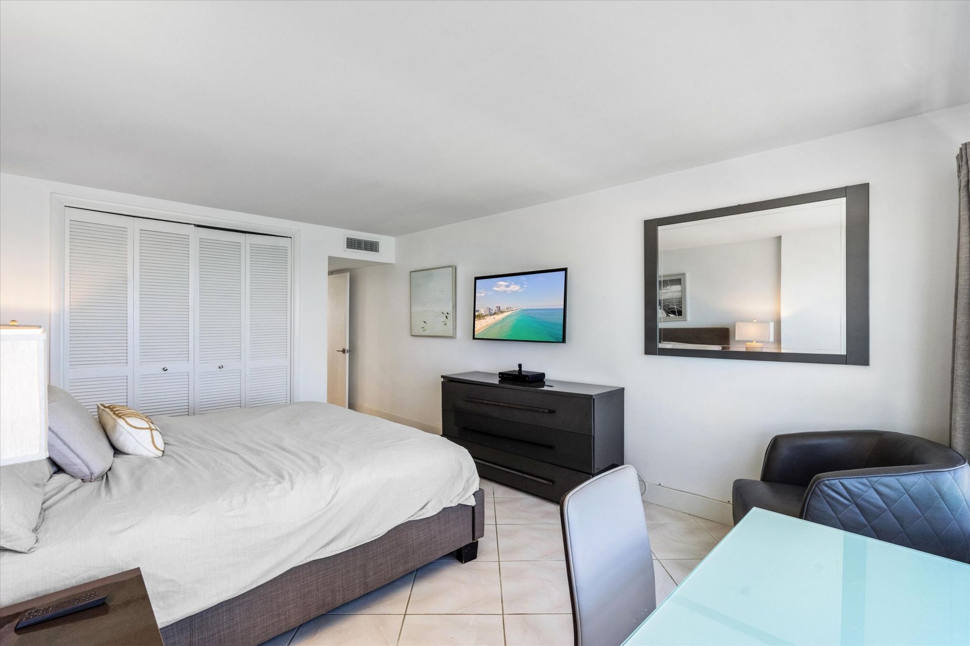 1021 Hillsboro Mile Hillsboro Mile, Unit 1008, Hillsboro Beach, FL 33062 Photo