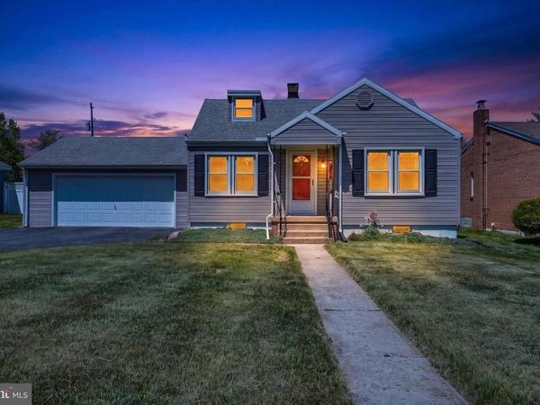 1919 ORANGE STREET, YORK, PA 17404