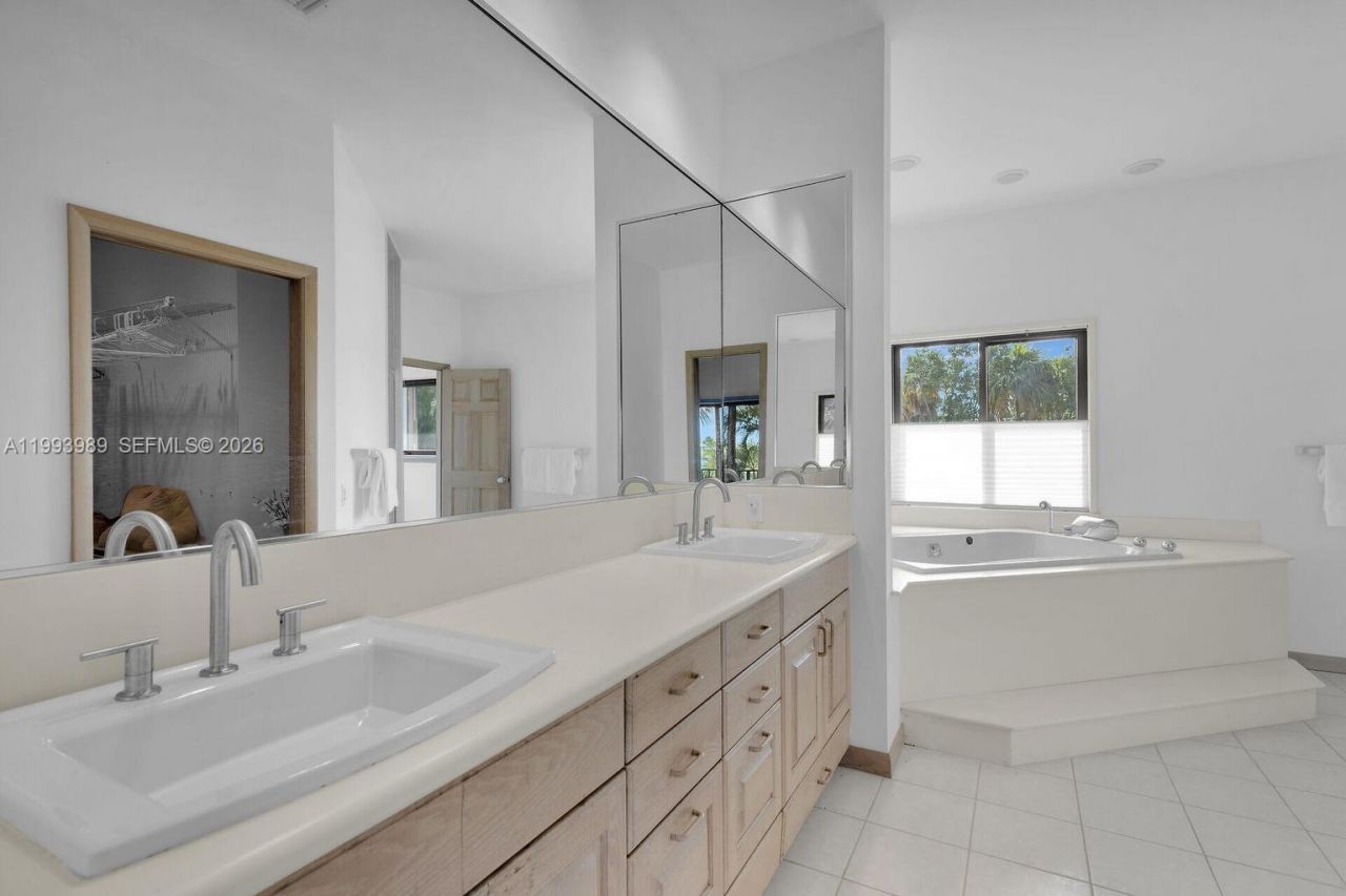 112 Bimini Dr , Duck, FL 33050 Photo