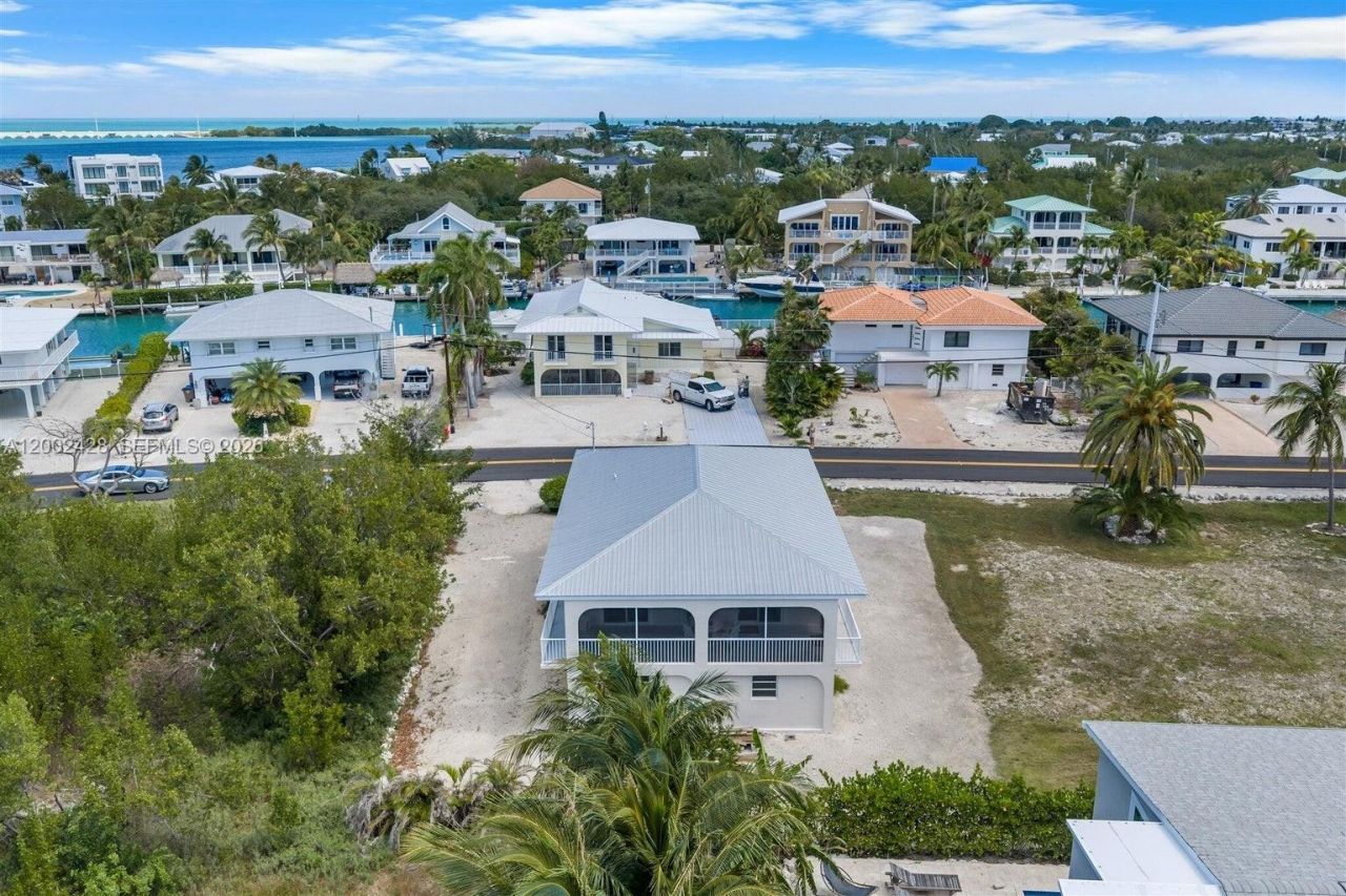 249 W Seaview Drive , Duck, FL 33050 Photo
