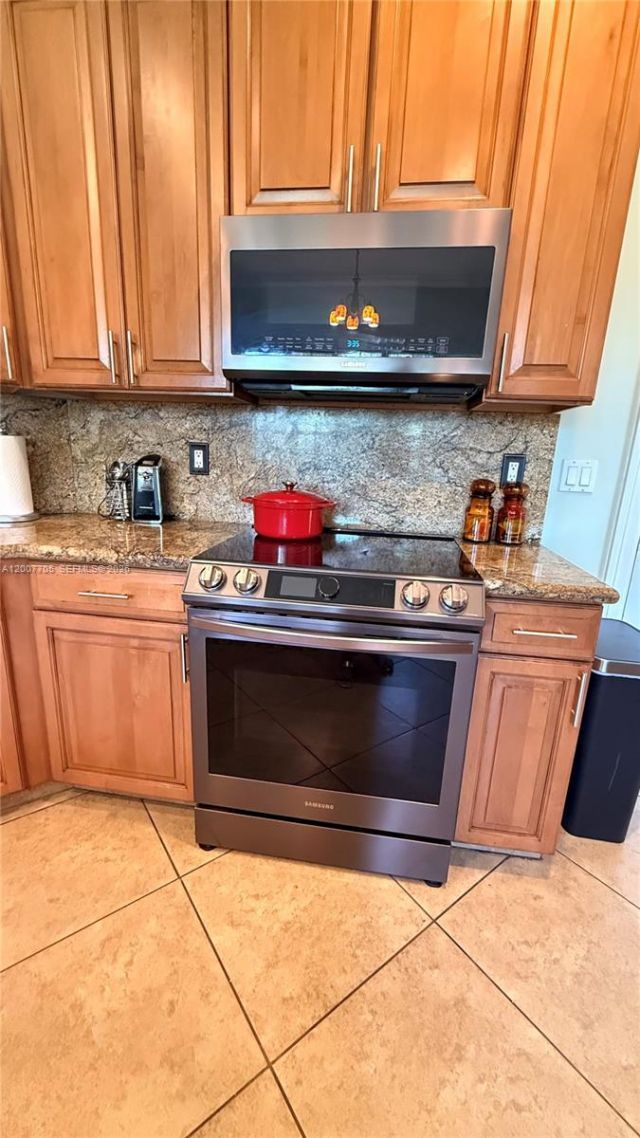 633 SW Jada Rd , Port Saint Lucie, FL 34953 Photo