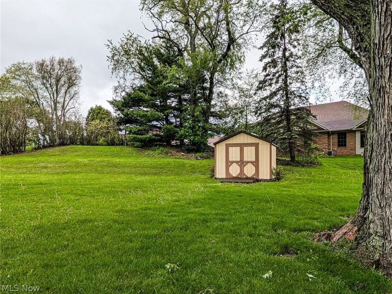 1101 Chaparrel Road SW, Hartville, OH 44632 Photo 38