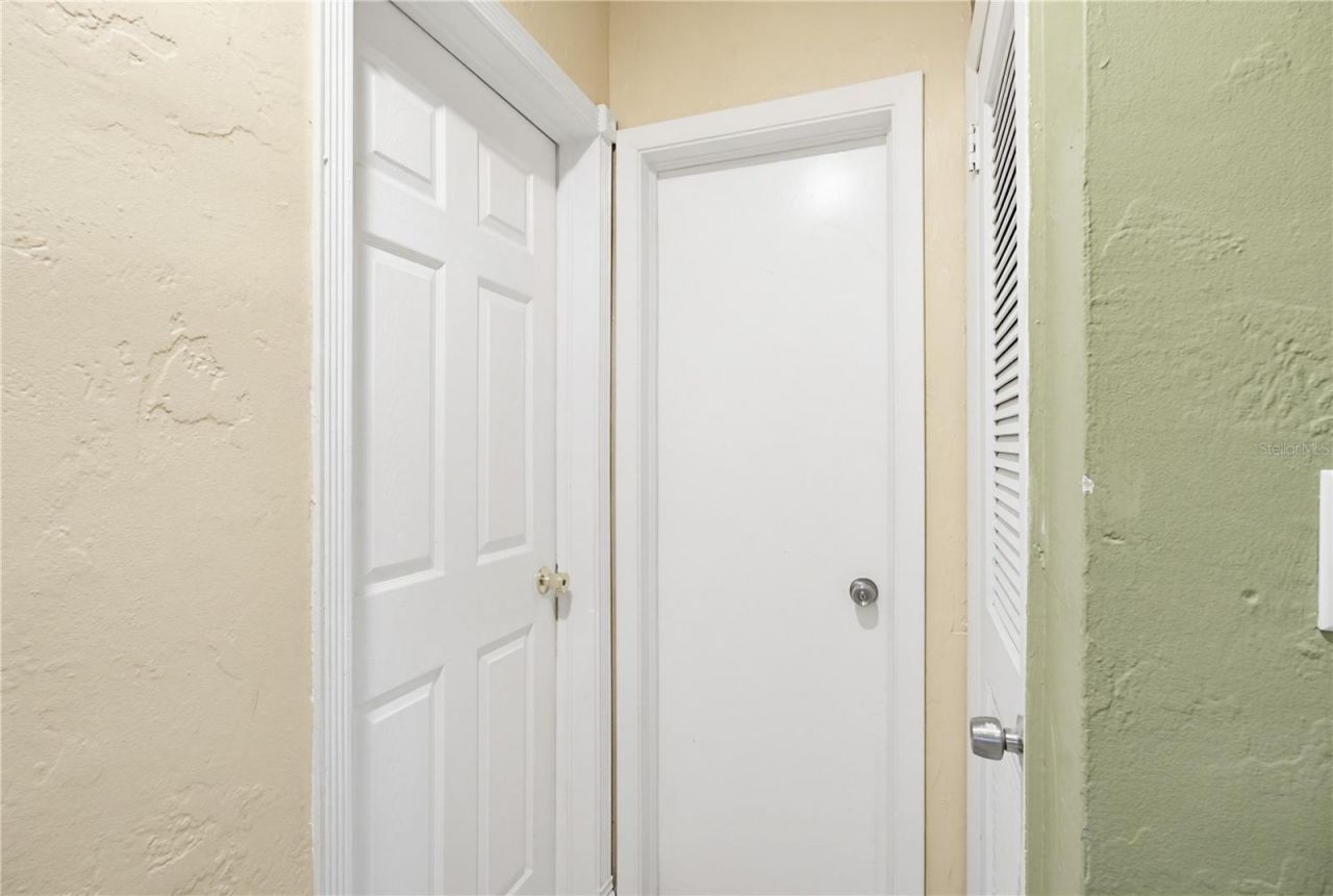 6342 SW 39th Terrace, Miami, FL 33155 Photo